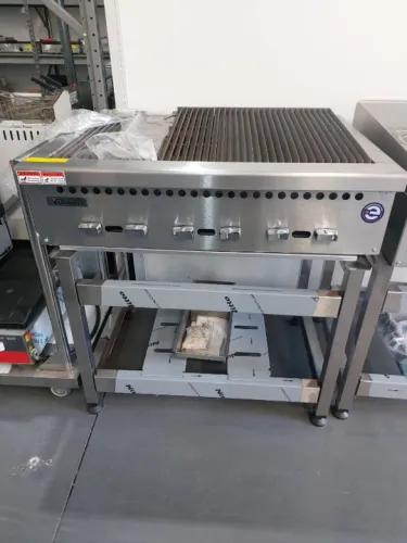 Char broiler 90cm Vulcan novo pronta entrega 