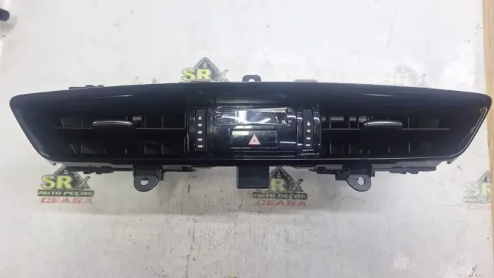 Difusor Ar Central Botão Alerta Hilux Sw4