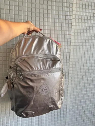 mochila kipling seul metálica - NOVA