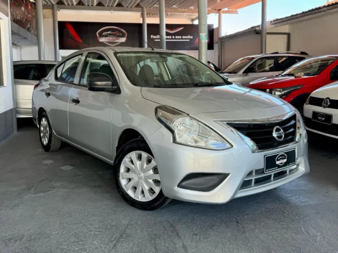 NISSAN VERSA V-DRIVE 1.6 AUT. FLEX - Ano 2021 (Veículo extra)