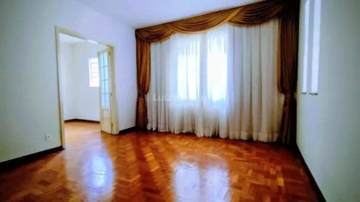 Casa à venda no bairro Santo Antônio