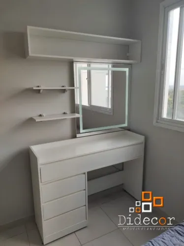 Camarim com espelho com led