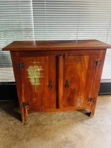 ARMARIO DE DEMOLIÇÃO RELÍQUIA 0,95X0,85m R$ 980