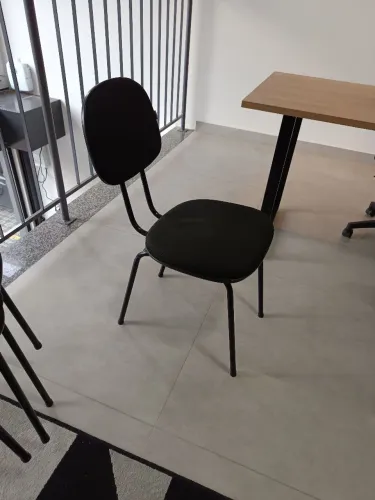 4 Cadeiras Escolar Escritório sem braço 