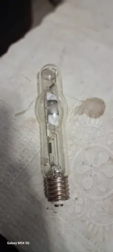 Lâmpada Incandescente Antiga,nao sei se funciona ,decorativa 