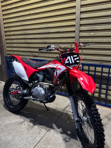 CRF 230 / 2008 / CHEIA DE ACESSÓRIOS