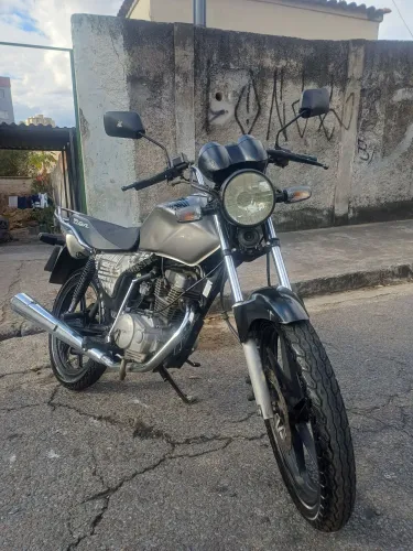 Vendo moto titan 150 ks 