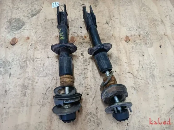 Par de Amortecedores e torres dianteiras Fiat Uno/Elba/Fiorino/Prêmio 86-96