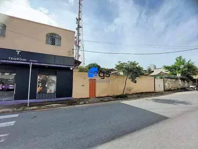 Terreno em Santa Inês com 820 m² .