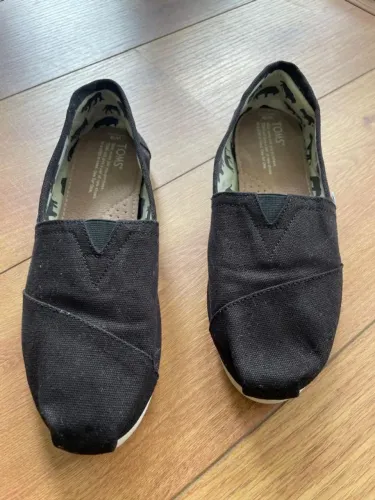 Alpargatas Fem. Preta TOMS Importada Tamanho 36