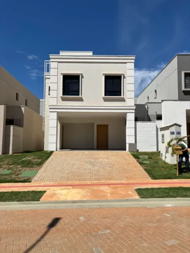 Sobrado no Jardins Lyon  Ampla, Completa e em Condomínio Fechado