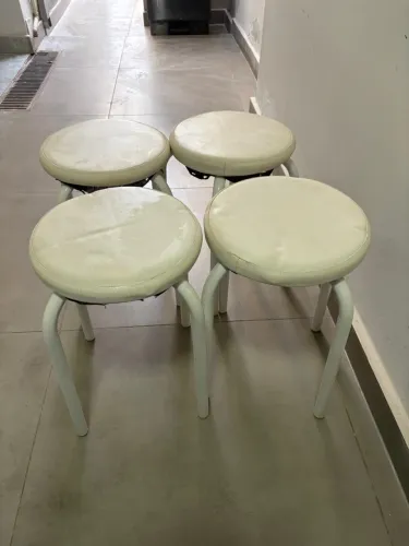 Conjunto de 4 Banquetas Redondas