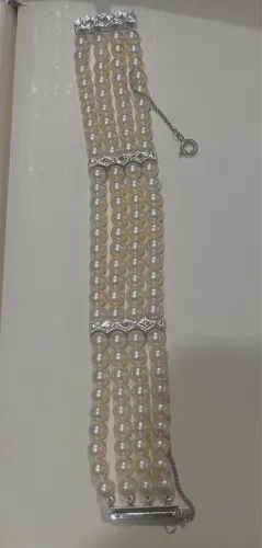 Pulseira de Pérolas naturais com Platina 