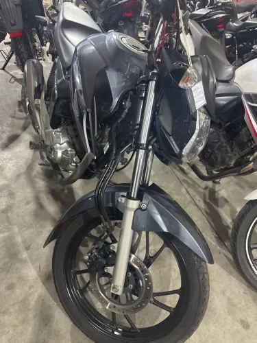 Fan 160 2024 cinza muito nova venha conferir 