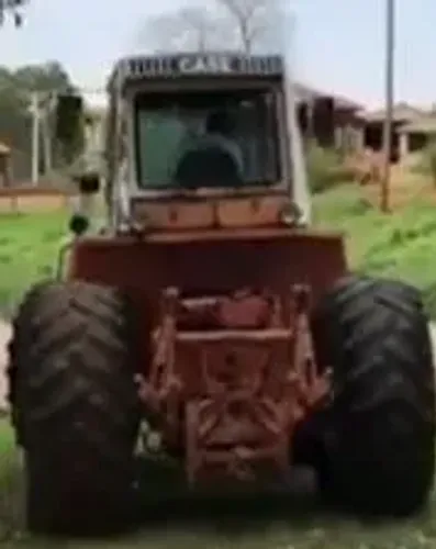 Trator case 2470 