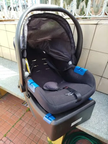 Bebê Conforto Burigotto Touring X com Base - Excelente Estado!