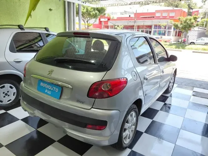 Peugeot 207 XR Sport 1.4 Flex 8V 5P 2011