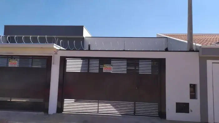 Linda casa 2 dormitórios a venda no bairro Nova Tatuí-SP!!!!