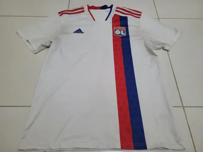 Camisa de Futebol Olympique Lyon França Adidas tamanho G