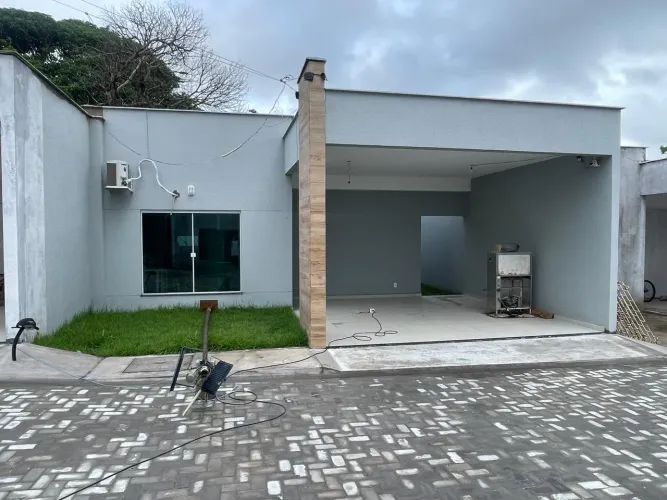 Casa nova com 160 mm de área privativa, 02 quartos no Turu.