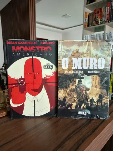 COMBO ALTA GEEK: MONSTRO AMERICANO POR BRIAN AZZARELLO + O MURO. Novos Lacrados.