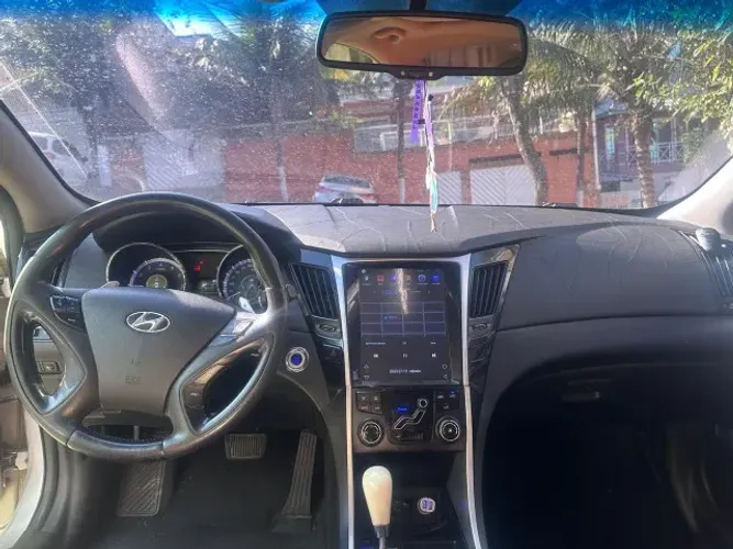 HYUNDAY SONATA 2011 GLS COM TETO SOLAR R$ 25000