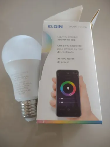Lâmpada inteligente Elgin RGB