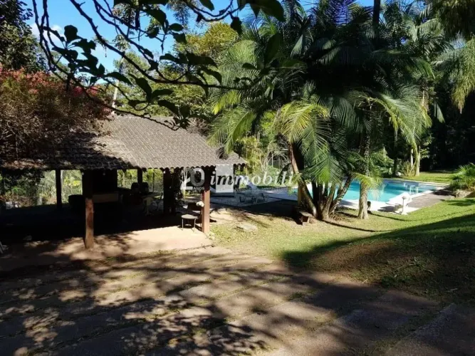 Chácara à venda em Carapicuíba, Granja Viana, com 4 quartos, com 8975 m², Chácara do Refúg