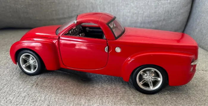 Chevrolet SSR Concept - Colecionador escala 1:18