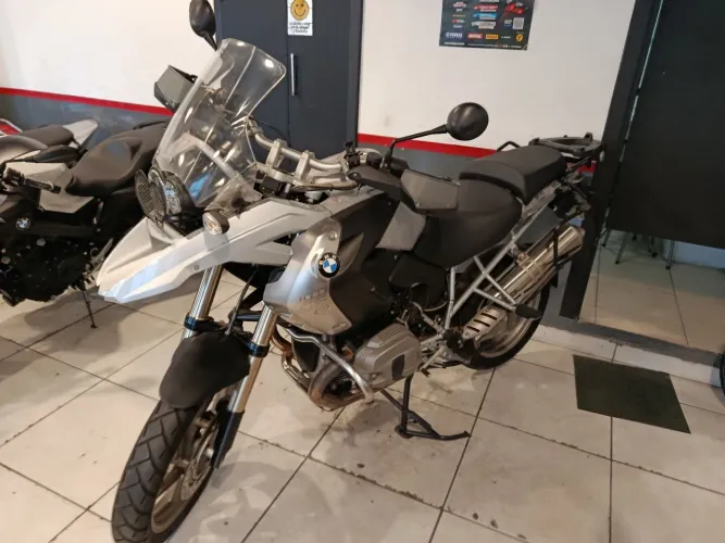 R 1200 GS 2012 33.000 km $47.900 Troco / Moto / Carro