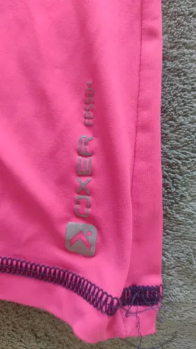 camisa de proteção UV FPSO 50+ manga cumprida feminina. Tamanho 10 (veste 8-10 anos)
