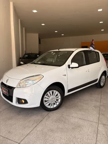 Renault Sandero Privilège Hi-flex 1.6 16V 5P AUT 2012