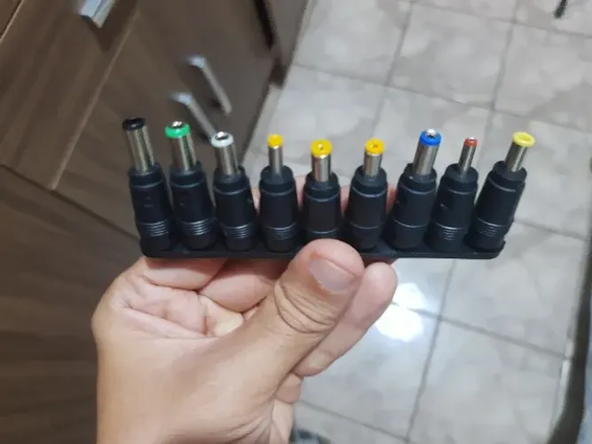 Carregador (adaptador) para carregar notebook