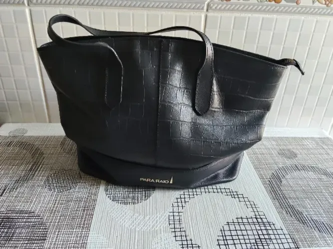 BOLSA DE COURO  LEIAM BEM O ANUNCIO!!!