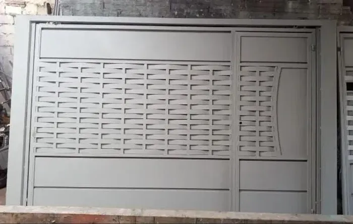 Portão Basculante 3.30x2.50 Ferro Galvanizado