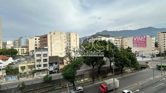 Imóvel para venda possui 80 metros quadrados com 2 quartos em Tijuca - Rio de Janeiro - RJ