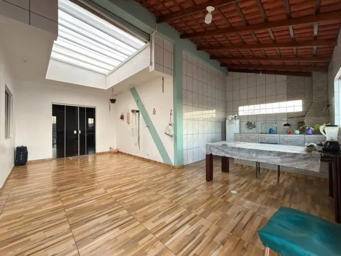 Apartamento grande para locação no Umbará