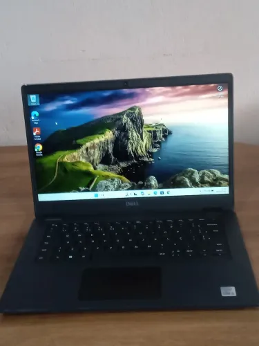Dell Latitude 3410 core i5 10,°geração, 8gb de ram, SSD240 gb