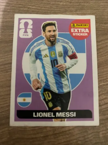 EXTRA STICKER ,WORD CUP 2026 ,LIONEL MESSI LEGEND REGULAR(lilás) 