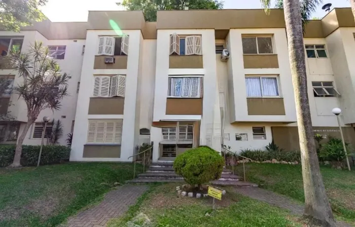 Apartamento terreo, no Menino Deus de 1 dormitorio com area de serviço separada