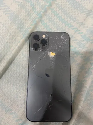 IPHONE 12 PRO TRASEIRA QUEBRADA