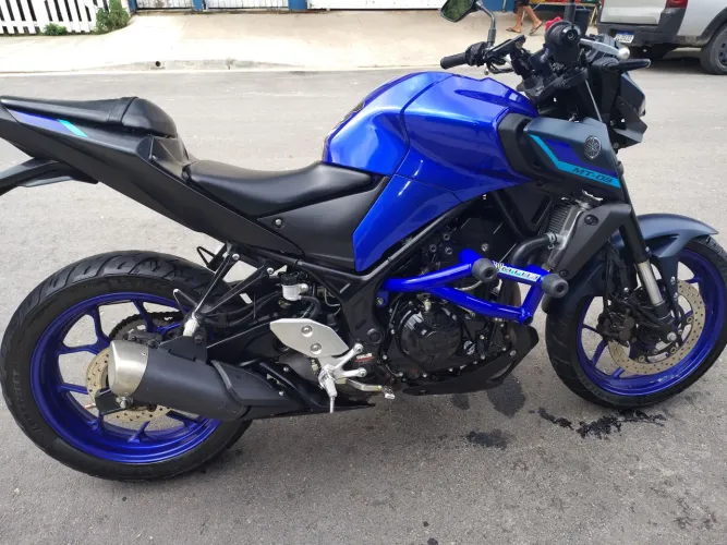 Moto top
