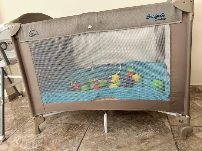 Chiqueirinho/ Berço portátil