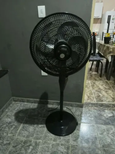 Ventilador de coluna arno