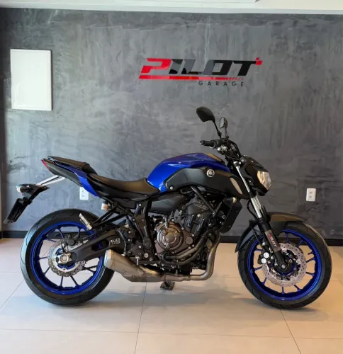 YAMAHA MT 07 ABS 2023
