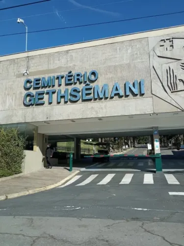 Jazigo em Área Privilegiada do Cemitério Gethsemani
