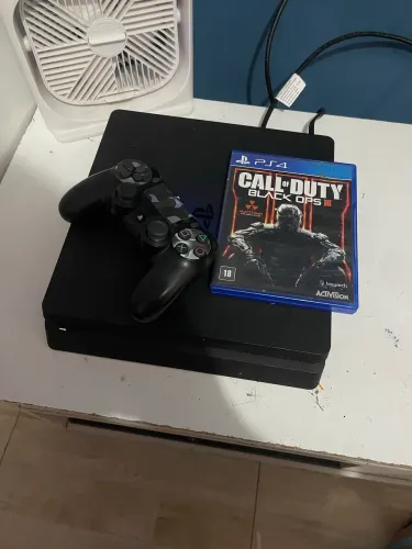 Ps4 slim novinho 1 controle e jogos 