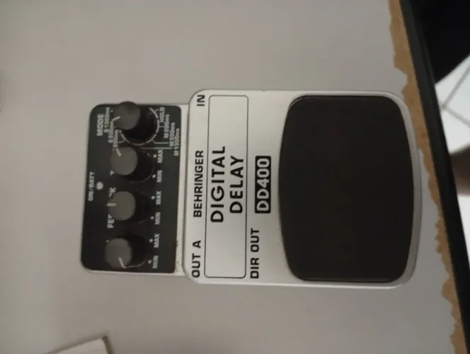 Pedal Digital Delay Behringer 