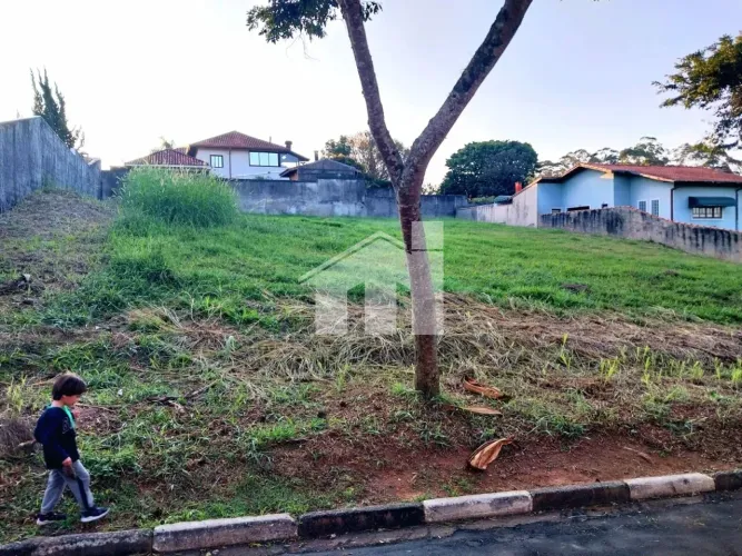 Vendo Terreno - Condominio Haras Bela Vista - Rua das Tuipas