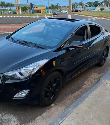 Hyundai Elantra GLS 2.0 16V Flex Aut. 2014